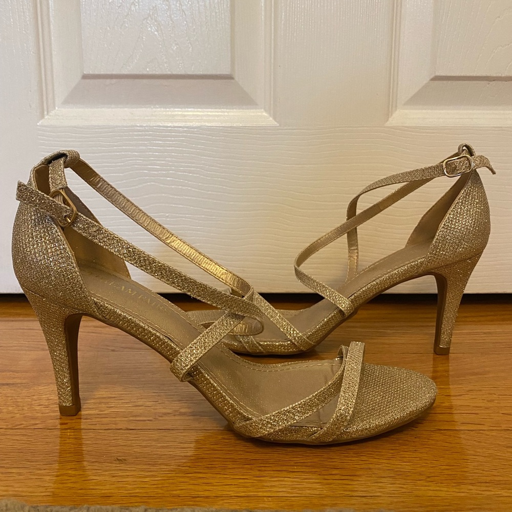 Women’s size 9 glitter heels